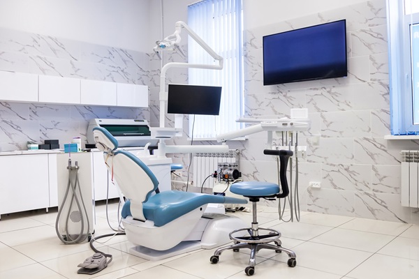 What To Expect During Your First Visit To A New Dental Office