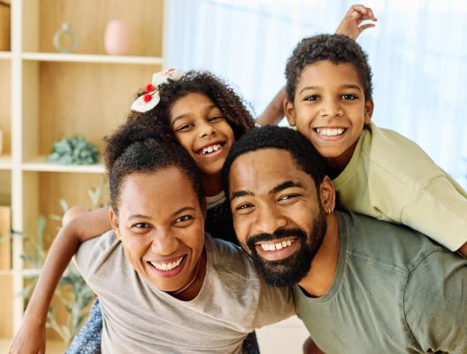 Family Dentistry : Reasons Your Teeth May Appear Yellow